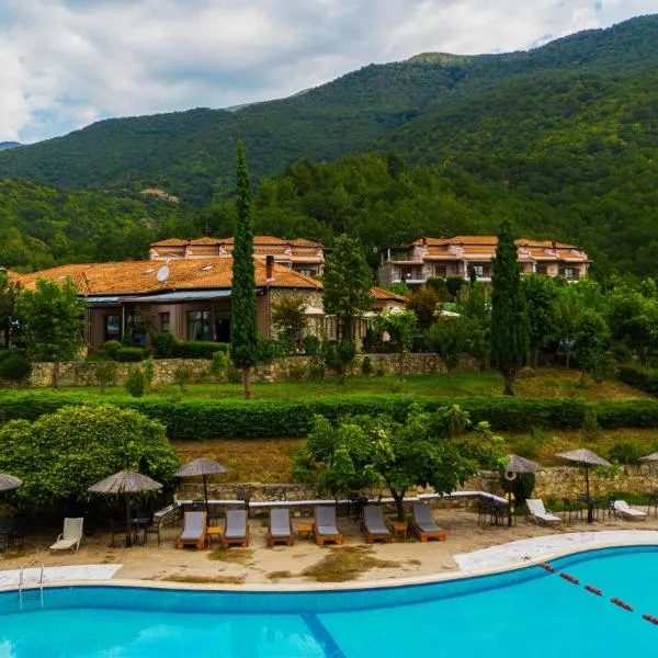 Hotel Epavlis，位于Káto Poróïa的酒店