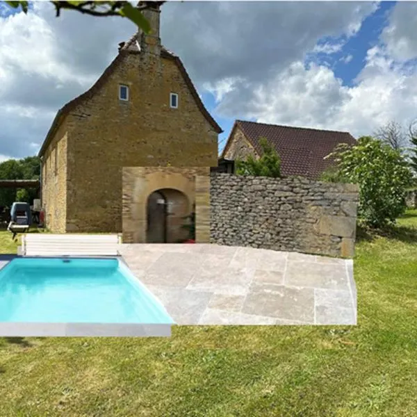 Chez Rénou et Prospérou maison typique du Sarladait，位于Genestal的酒店