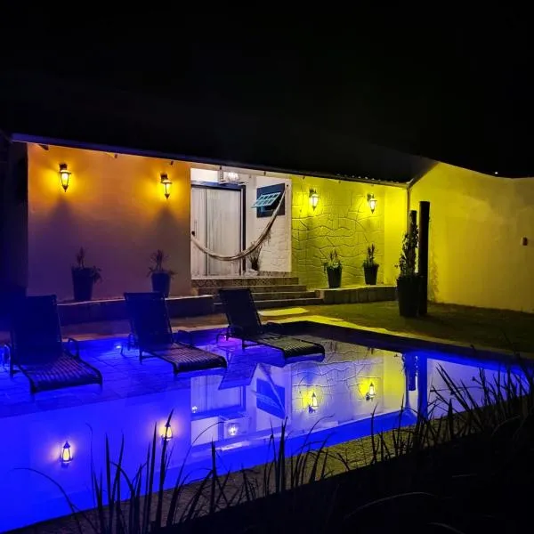 Casa do Aconchego OFICIAL，位于皮雷诺波利斯的酒店