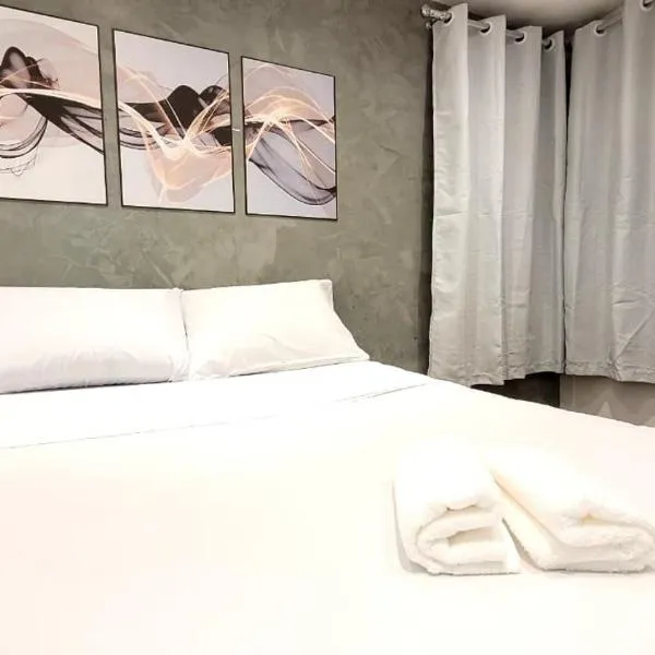 Flat Centro da Liberdade ao lado Metrô e Hospitais，位于圣保罗的酒店