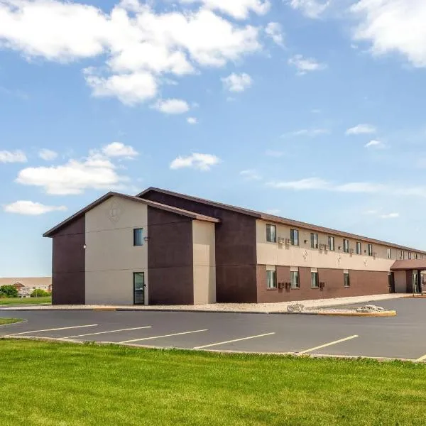 Baymont inn by Wyndham Oshkosh Airport，位于奥什科什的酒店