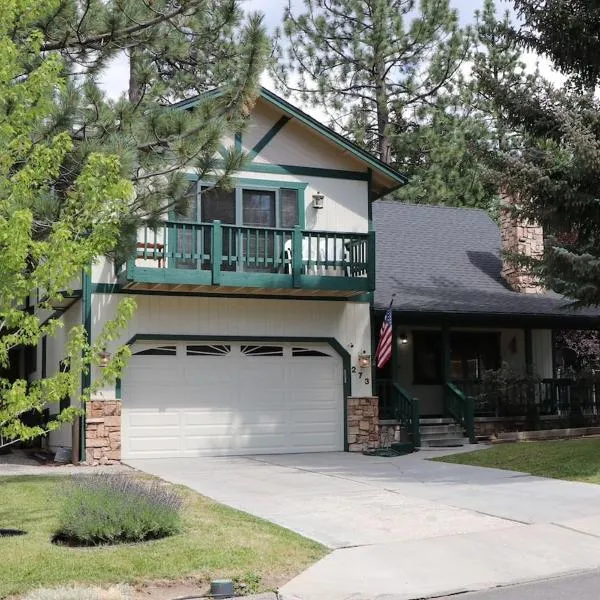 Beautiful Big Bear Lake Retreat，位于大熊湖的酒店