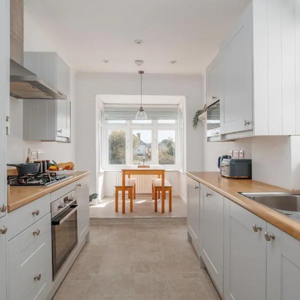 Beaufort Heights by Grandeur Property，位于Iford的酒店