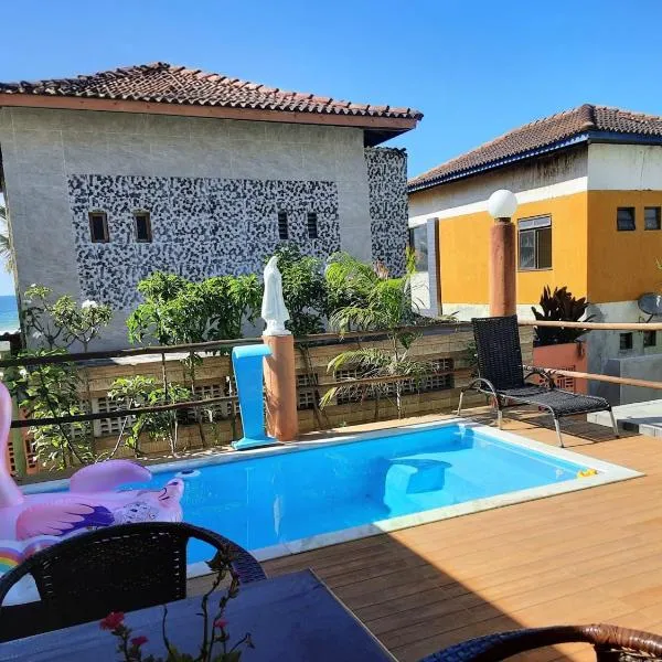 Chalé Beira-Mar com Piscina Privativa e Varanda em Barra do Jacuípe，位于卡马萨里的酒店