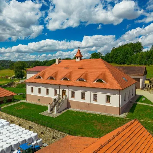 Penzion Benátky，位于佩尔赫日莫夫的酒店