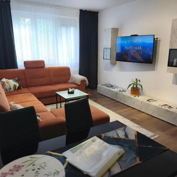 Apartmán M&K WEST，位于波普拉德的酒店