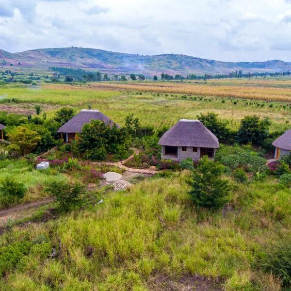 Nzoghu Heritage Safari Camp，位于卡塞斯的酒店