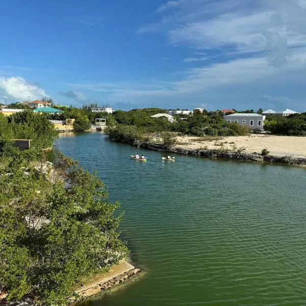 Dockside Studio in Providenciales, Turks and Caicos，位于Turtle Cove的酒店