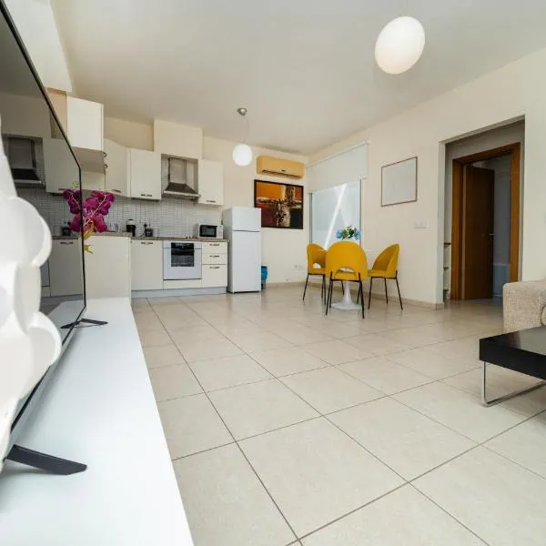 Modern 1 bedroom flat，位于Strovolos的酒店