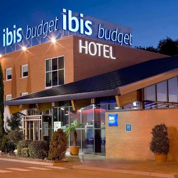 Ibis Budget Madrid Alcalá de Henares La Dehesa，位于阿尔卡拉德荷那利斯的酒店