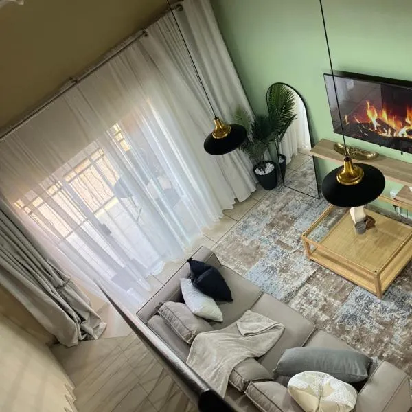 Luxury Loft eMalahleni，位于威特班克的酒店