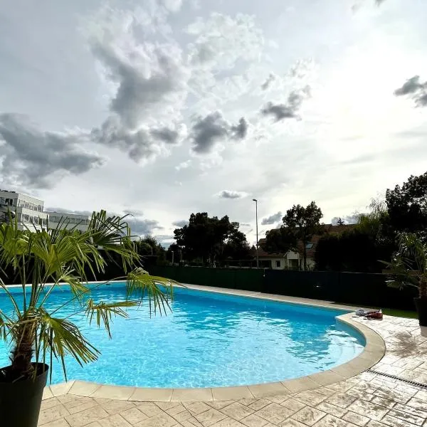 Appartement résidence piscine - Dijon quartier Toison d'Or，位于第戎的酒店