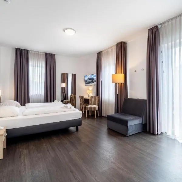 Bella Fino - Hotel & Suites，位于比勒费尔德的酒店