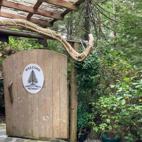 Forest Sweet Retreat Hot Tub & Wood Fired Sauna，位于尤克卢利特的酒店
