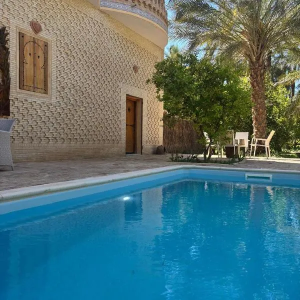 Dar Rouissi，位于托泽尔的酒店