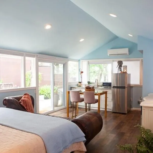 Crystal Serenity Quartz Soak The Namaste Studio On Lake Hamilton，位于温泉城的酒店