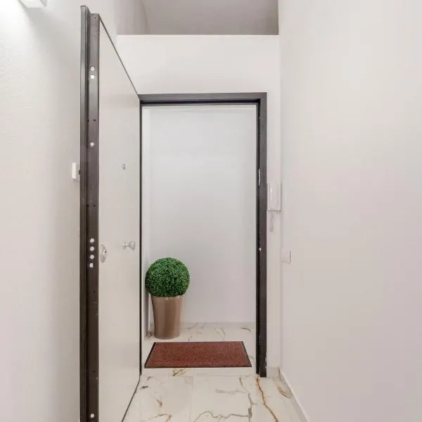 Casa Moniga 2-Residenze Lizzeri，位于莫尼加的酒店