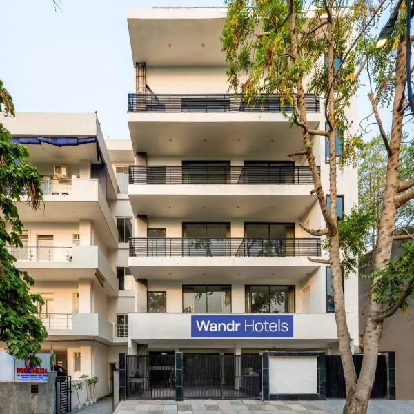 Wandr Hotel Golf Course Road, Near Cyber City, Gurugram，位于古尔冈的酒店