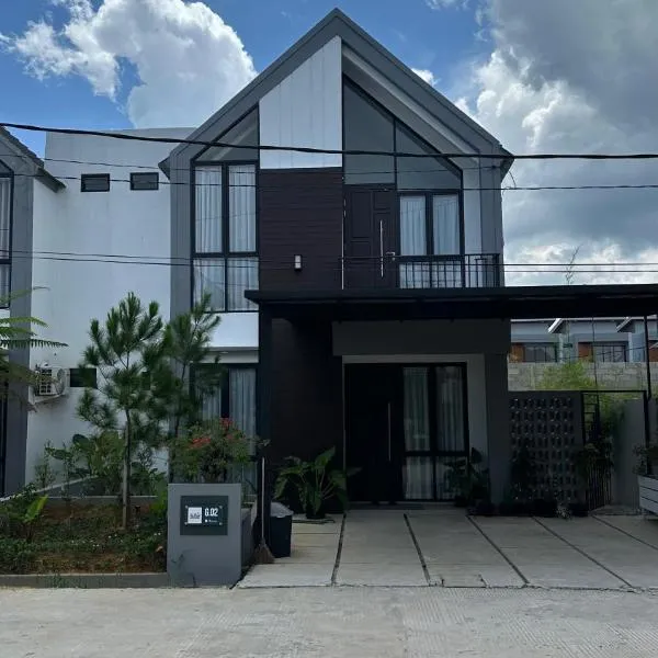 Michelia Homestay Singkawang，位于山口洋的酒店
