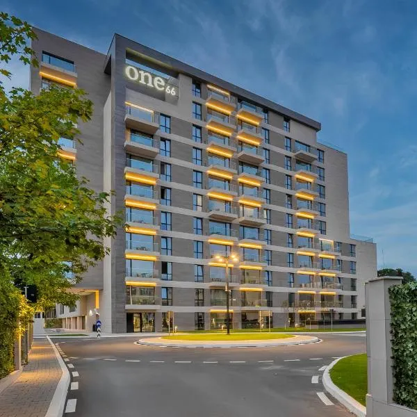 ONE66 - Luxury Aparthotel，位于布拉索夫的酒店