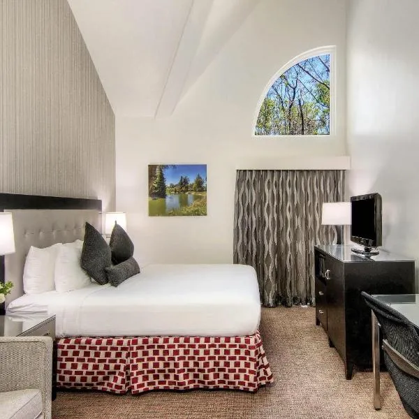 Aggie Inn, an Ascend Collection Hotel，位于戴维斯的酒店