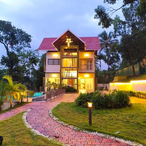 Foresta Thattekkadu Pool Resort,位于Thattakād的酒店