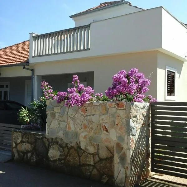 Apartman Pašman K.B.168，位于帕什曼的酒店