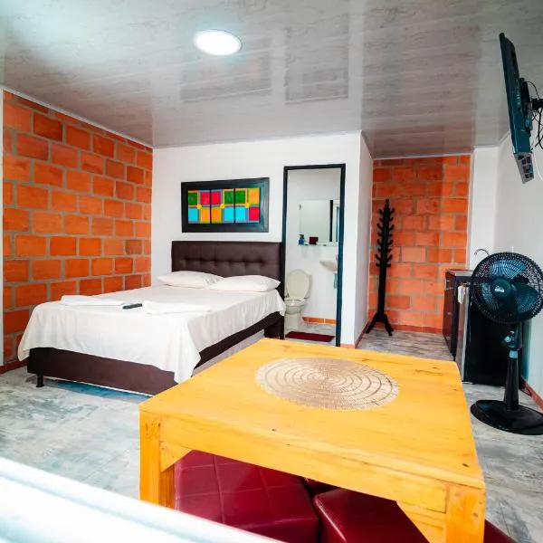 GREEN APARTMENT "El Jardín"，位于希龙的酒店