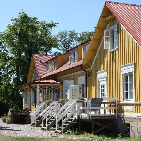 古拉河楠旅馆，位于Fidenäs的酒店