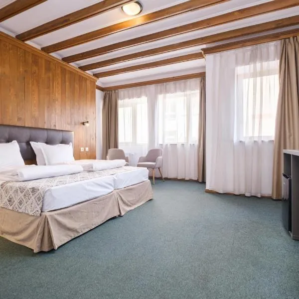 Aparthotel & Restaurant Razlog Spa Included，位于拉兹洛格的酒店