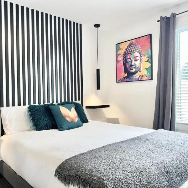 Lévis Center - New Studio #3 - AC，位于莱维斯的酒店