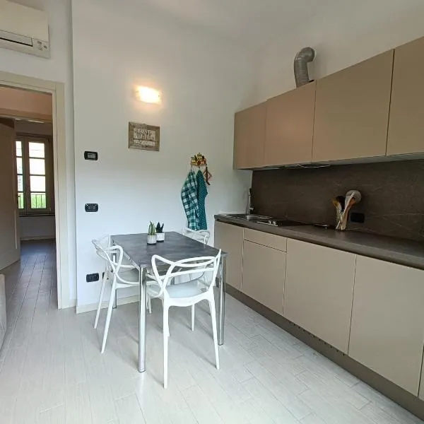 Appartamento al Feudo-park, area esterna e AC，位于阿斯蒂的酒店