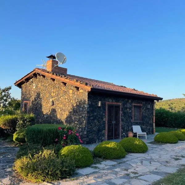 Chalet Vista Etna，位于Casa Fallico的酒店