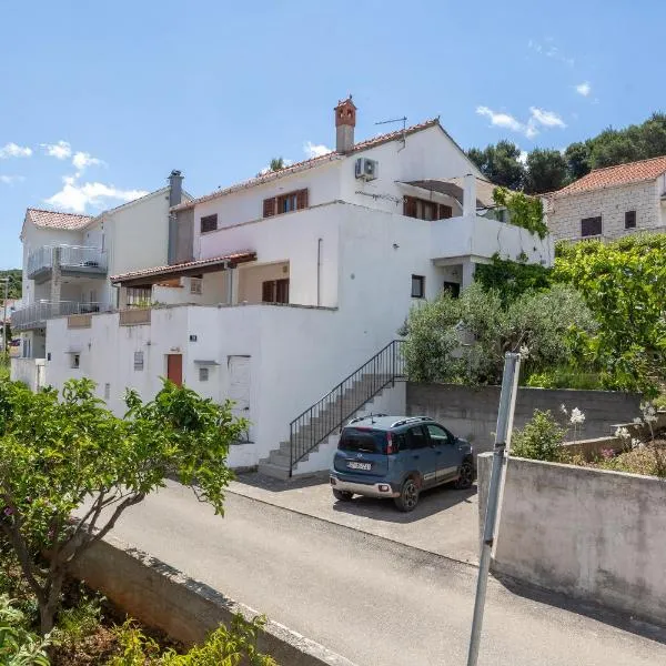 Apartments Soni，位于波斯蒂拉的酒店