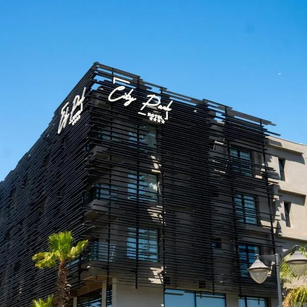 City Park Hôtel，位于卡萨布兰卡的酒店
