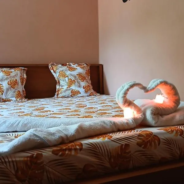CHAMBRE LA TERRASSE Nosy-be，位于Hell-Ville的酒店