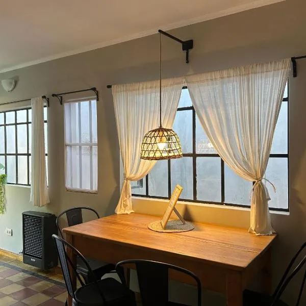 Casita de Barrio，位于洛博斯的酒店