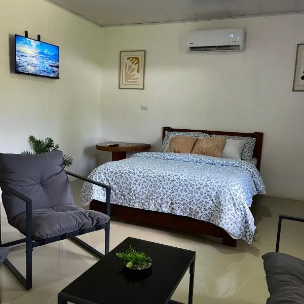 Corcovado House With AC，位于希门尼斯港的酒店