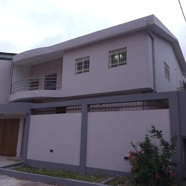 Sheyllo Suites Abidjan - Cocody，位于阿比让的酒店