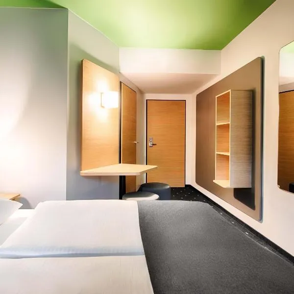 B&B Hotel Wetzlar，位于韦茨拉尔的酒店