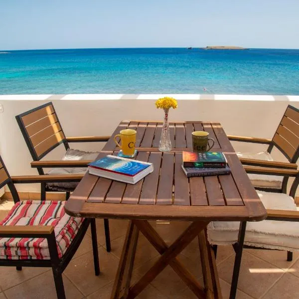 Waterfront Bliss in Diakofti, Kythira 2 Bedroom，位于Dhiakofti的酒店