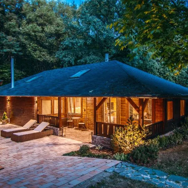 Gerecse Glamping，位于Tardos的酒店