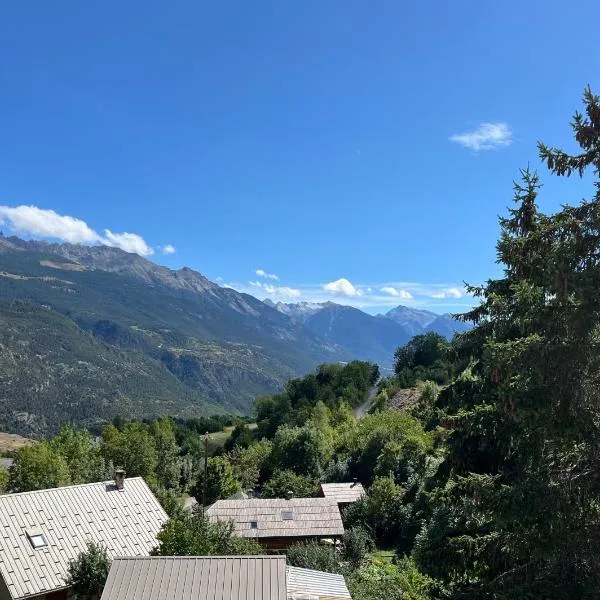 Jas des Rousses - Champcella，位于Champcella的酒店