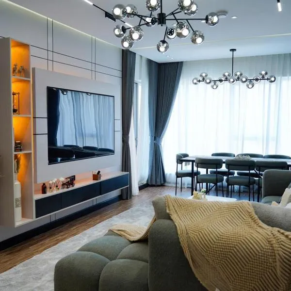 Luxury 2 bedrooms holiday homes only families，位于迪拜的酒店