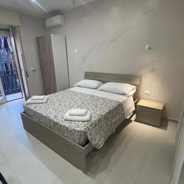 Tarantella apartment，位于那不勒斯的酒店