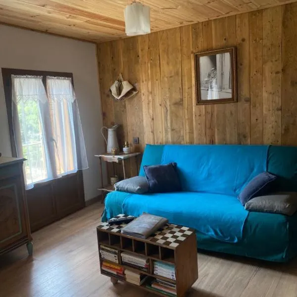 Chez Philomène，位于圣马丹韦叙比耶的酒店