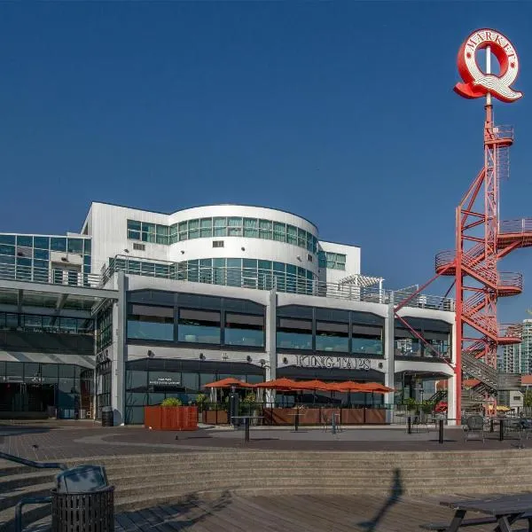 Coast Lonsdale Quay Hotel，位于北温哥华的酒店