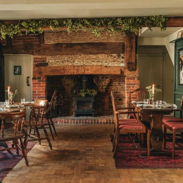 The Fleur de Lys，位于克兰伯恩的酒店