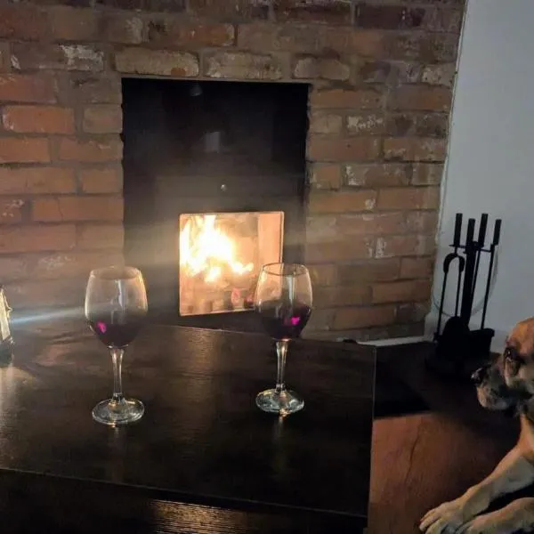 Magpie Cottage，位于莱德伯里的酒店