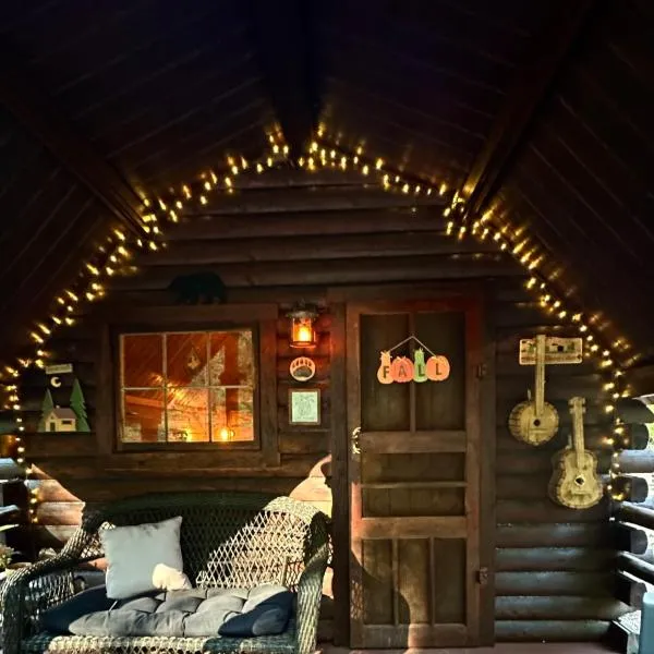 The Drake Cabin in The Forest，位于科斯比的酒店